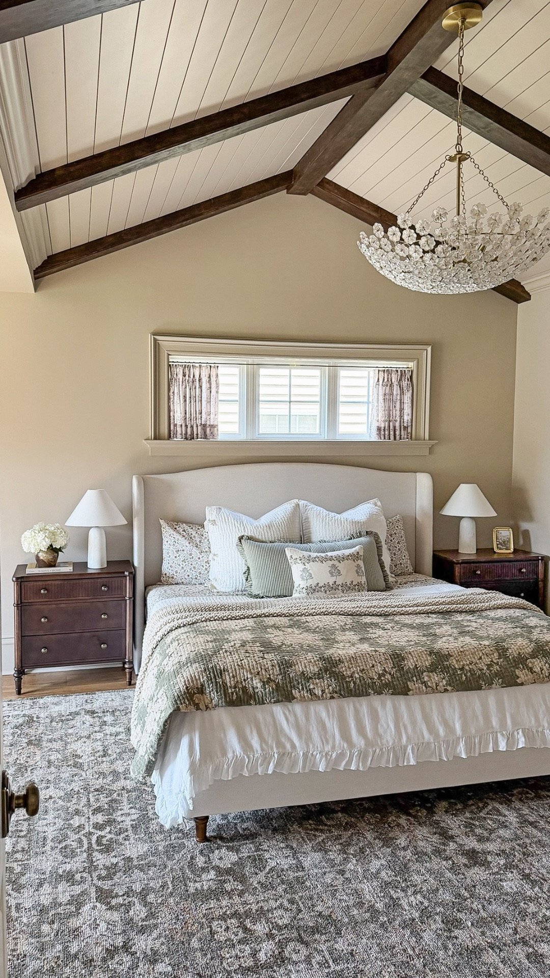 Our primary bedroom transformation from builder grade white and dingy to a charming, relaxing bedroom filled with character!

#LTKHome #LTKvlog #LTKstorytime