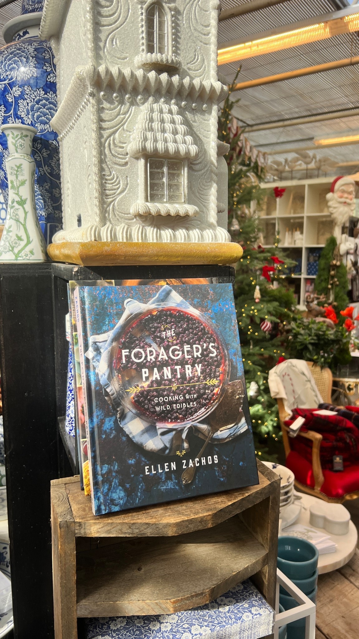 SEASONS GREETINGS 🎄 how do you like to decorate your home for the holidays? Here are some of our favourite holiday decor items, Garland, ornaments, and Christmas decorations! #holidaydecor #christmaslooks #homefortheholidays 

#LTKGiftGuide #LTKHoliday #LTKSeasonal