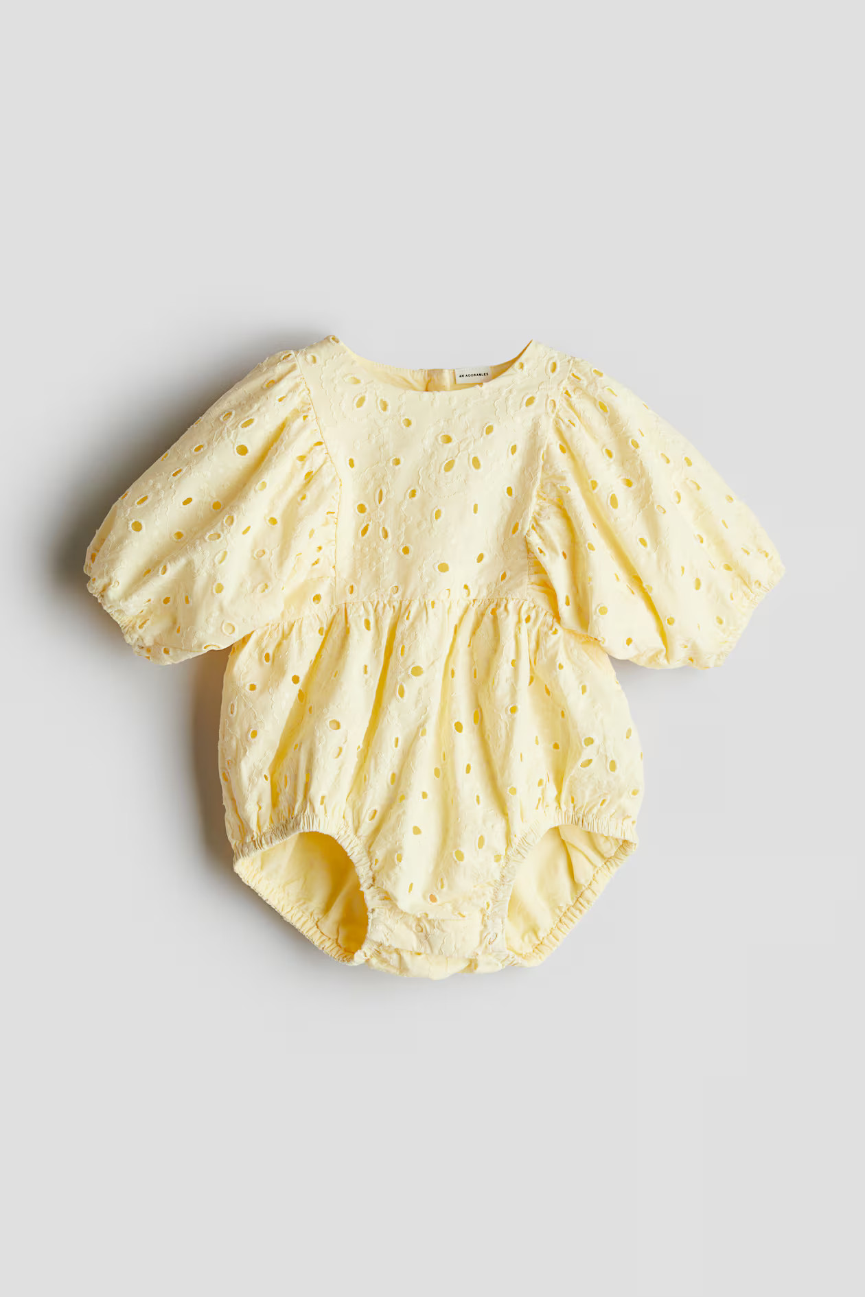 Broderie anglaise romper suit | H&M (UK, MY, IN, SG, PH, TW, HK)