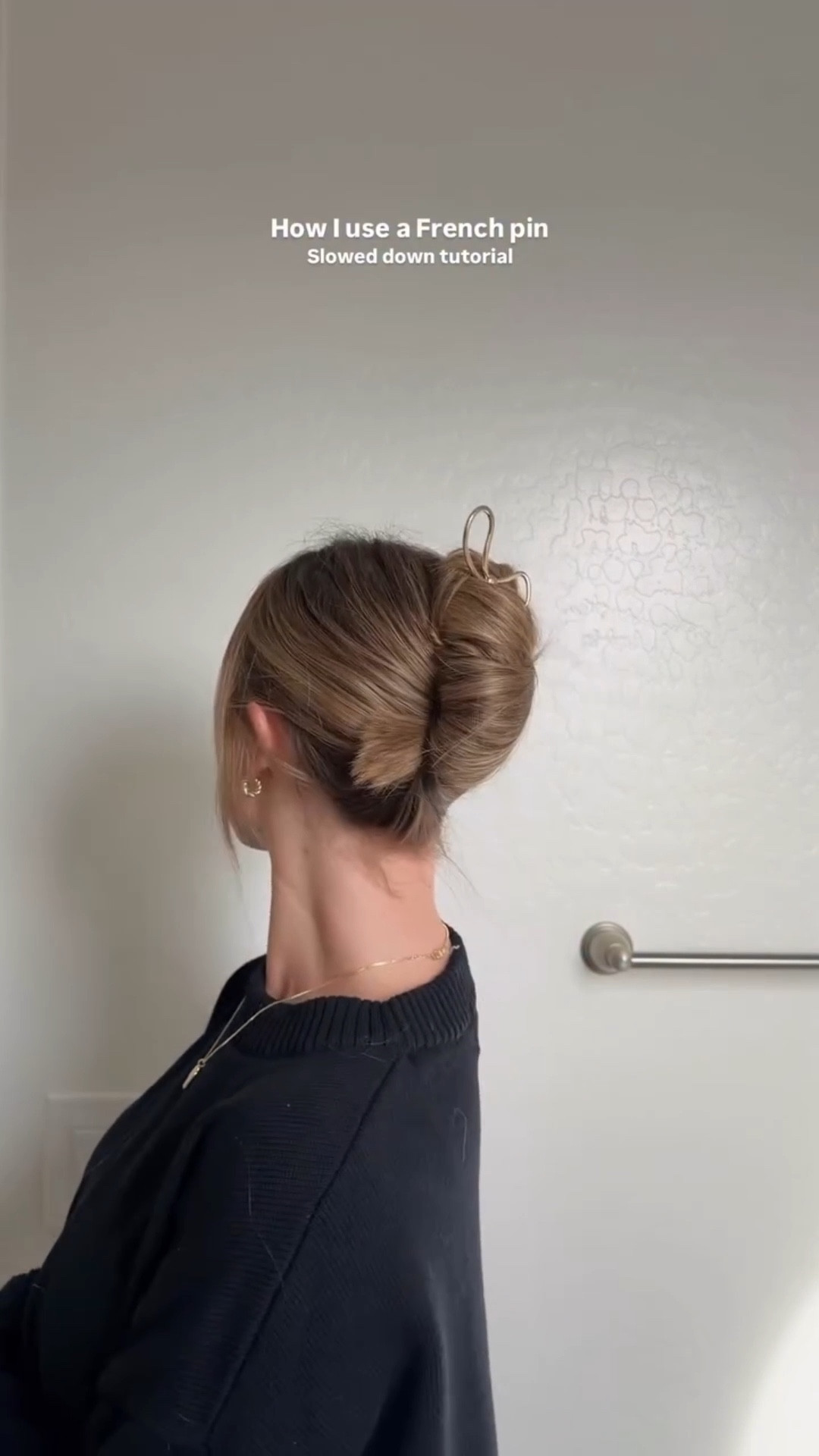 There’s a learning curve but it’s so secure once you get the hang of it! #frenchpin #hairtutorial #frenchpinhairstyle