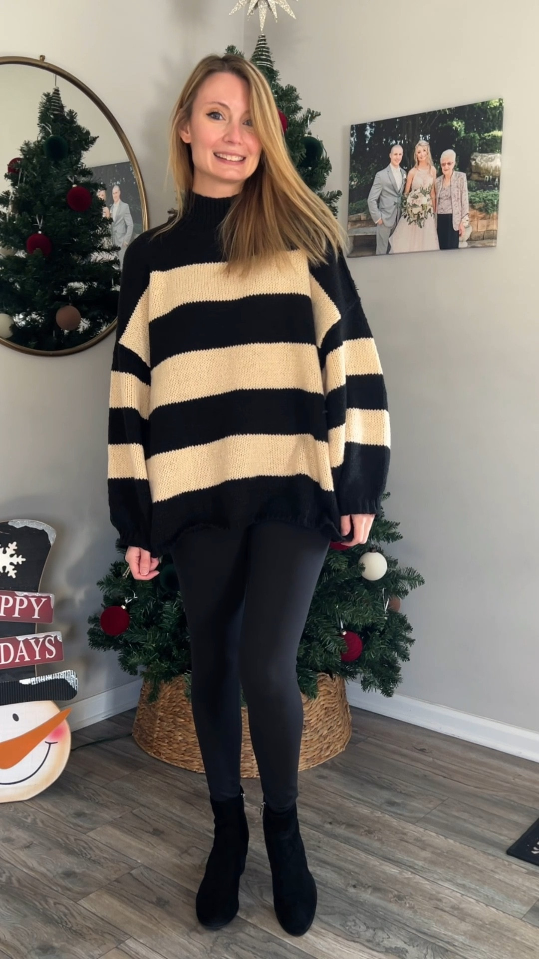 This oversized sweater is everything! 

#LTKSeasonal #LTKFindsUnder50 #LTKootd