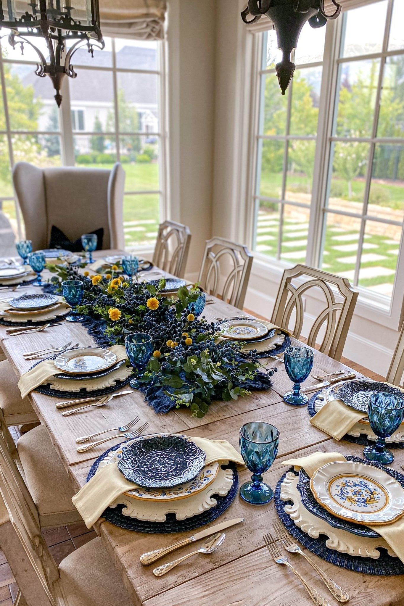 Colorful summer hosting 💙💛 shop now
#ColorfulHome #LTKHome #SummerVibes #homewithhollyj #shophollyjhome 

 #LTKfoodie #LTKSeasonal #LTKHome