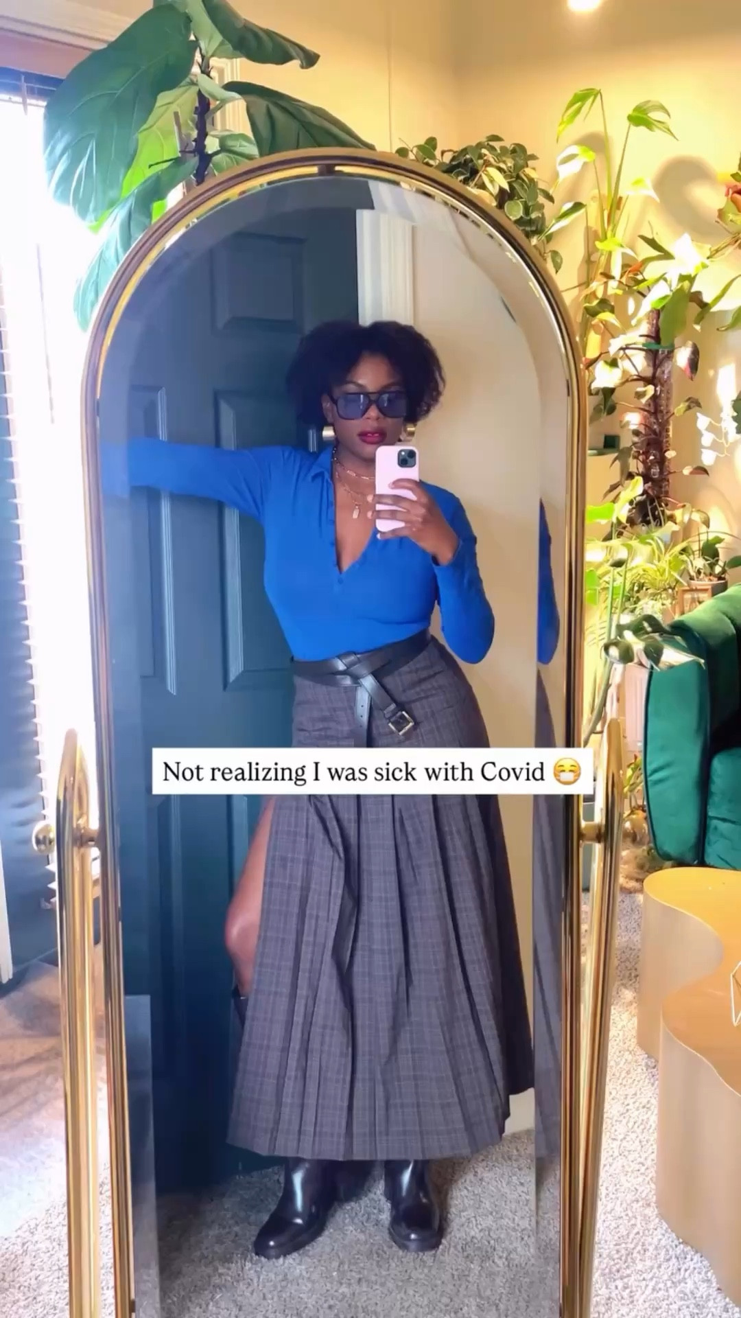 I guess Covid is still a thing?! I was cute though trying to get through work but I’m okay! #outfitsoftheweek #workoutfits