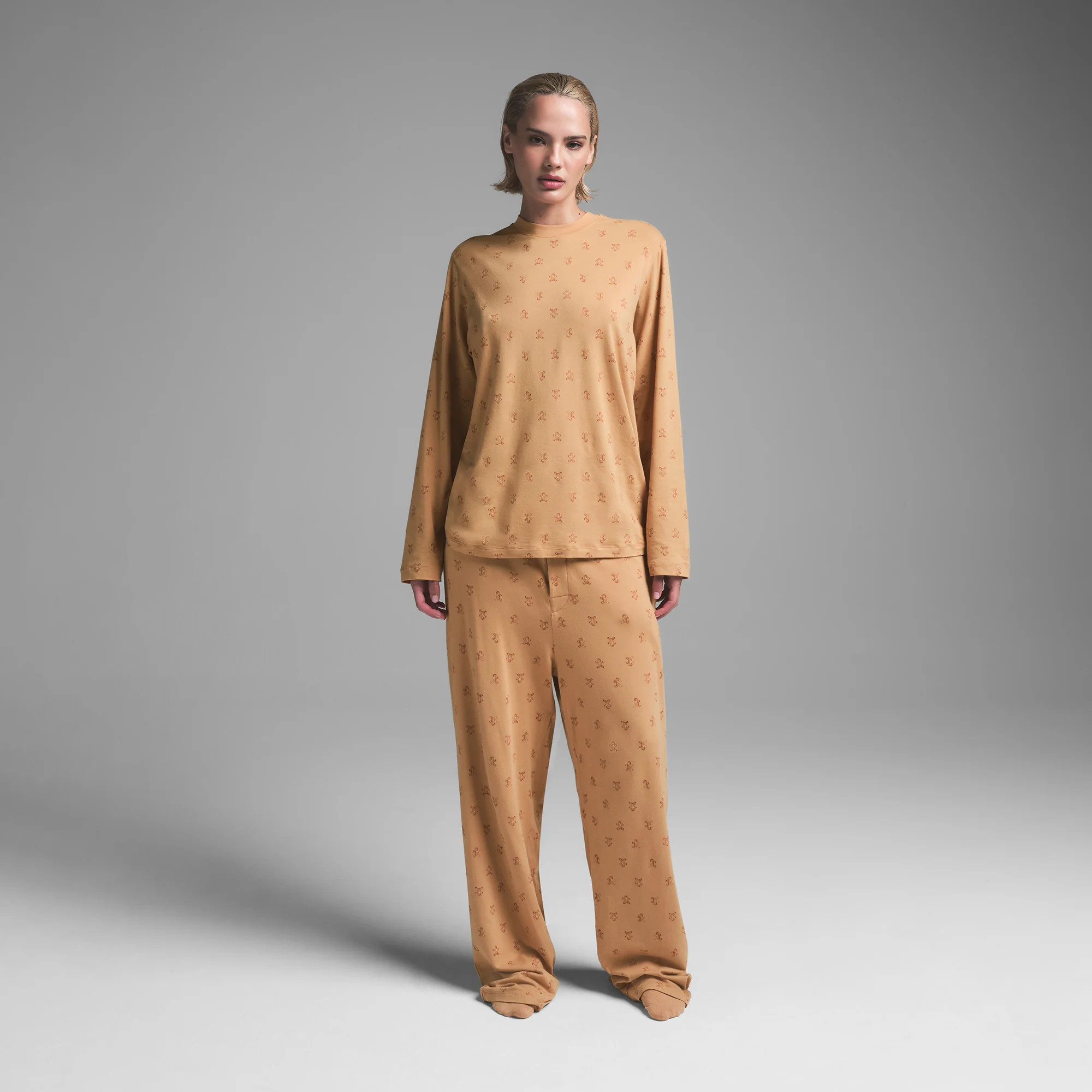 SKIMS Long Sleeve T-Shirt And Loose Pant Set | Medium Neutral | Boyfriend | SKIMS (US)