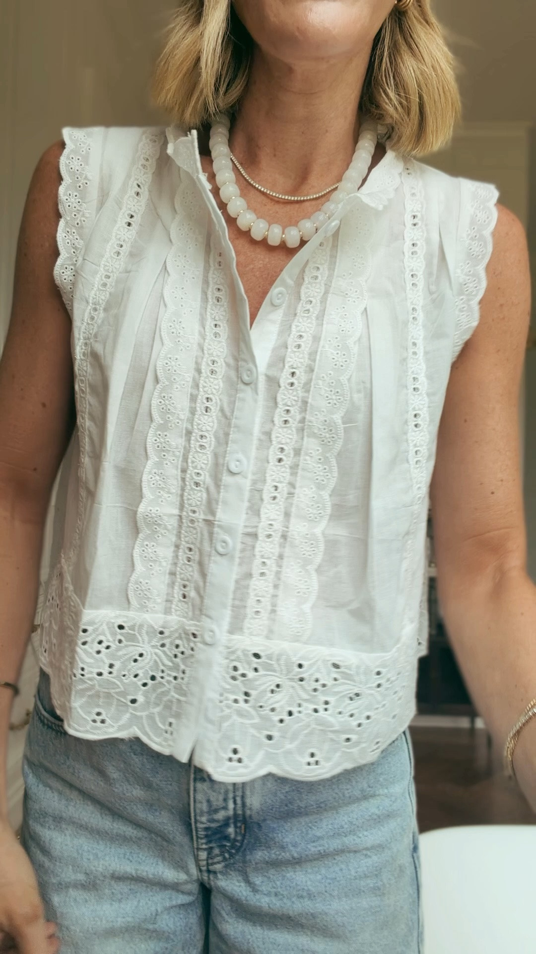 So impressed with this Amazon top! Wearing the small! 
26 in jeans (it in between, size down)