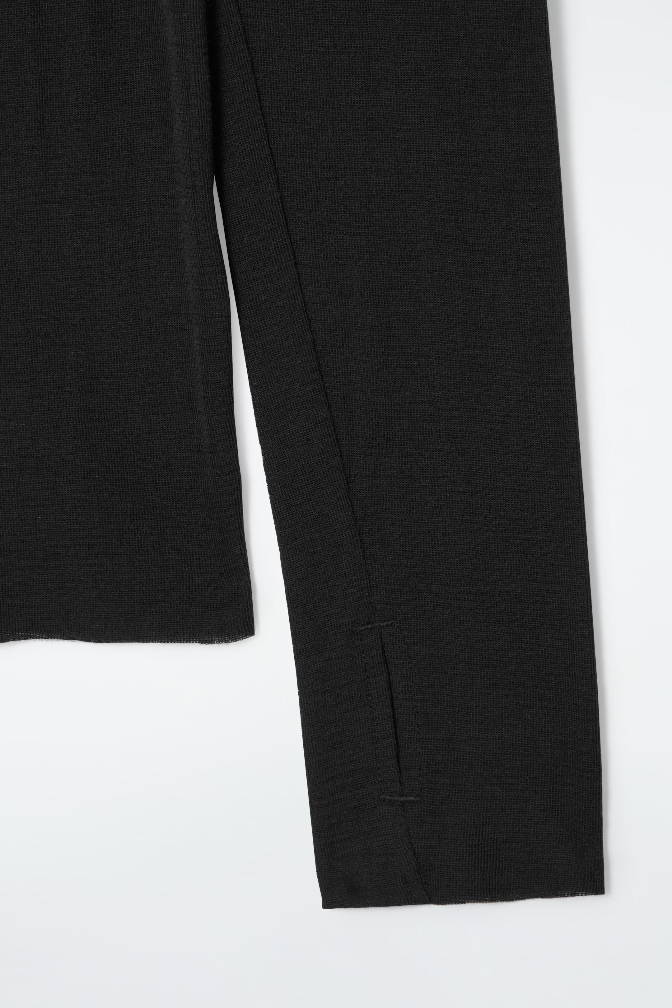 CREW-NECK MERINO WOOL TOP - BLACK | COS GB | COS UK