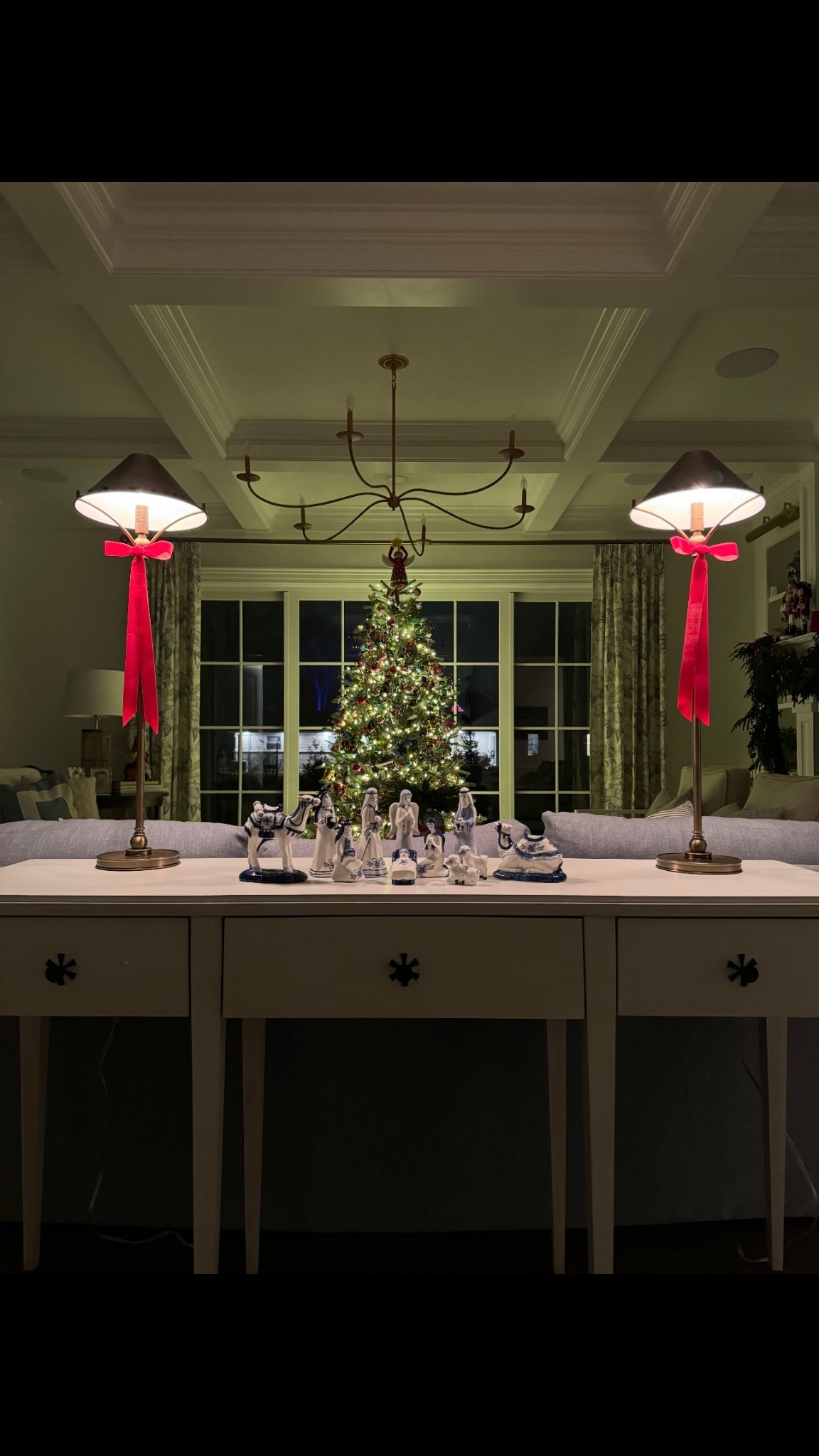 Blue and white Christmas with Wayfair!