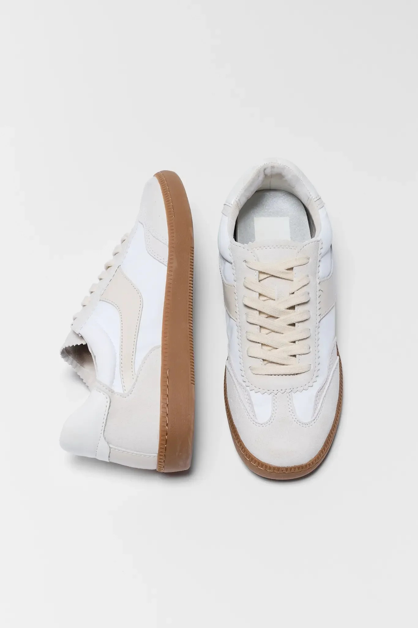Notice White Dune Suede Sneakers | Avara