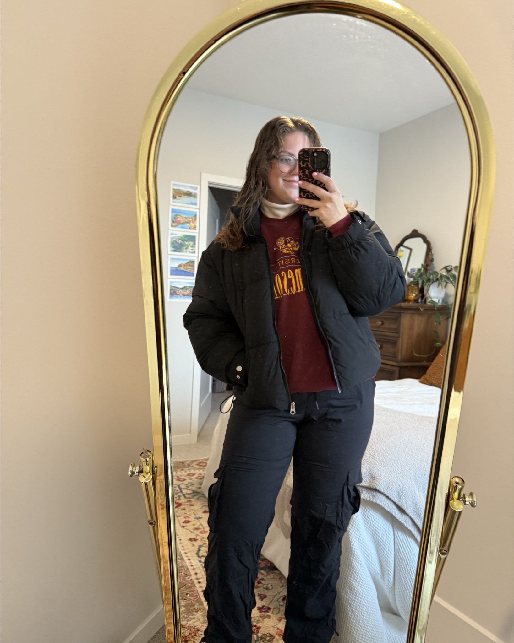 Gopher game day fit + first snow of the year!!! 
PS- you can’t see my feet but i’m wearing my uggs as always

#LTKActive #LTKootd #LTKFindsUnder50