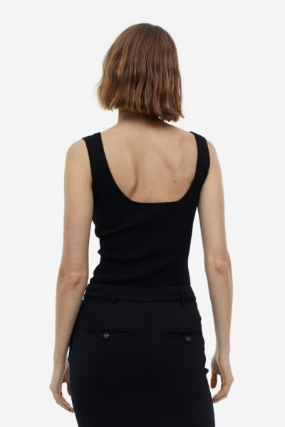 Rib-knit vest top | H&M (UK, MY, IN, SG, PH, TW, HK)