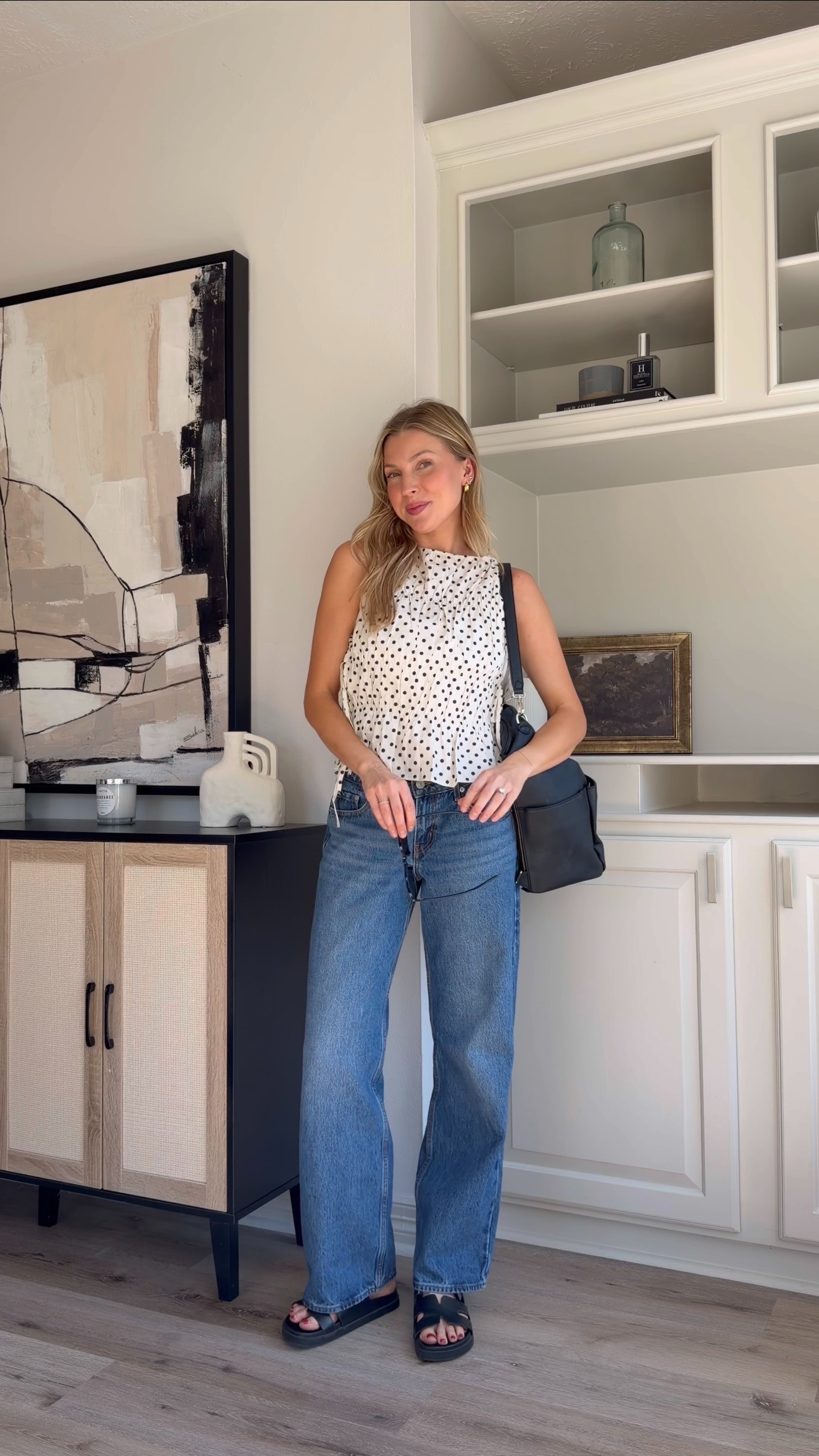 Put together mom outfit - top is nursing friendly!! Size S in top and 27 in jeans.
 

 