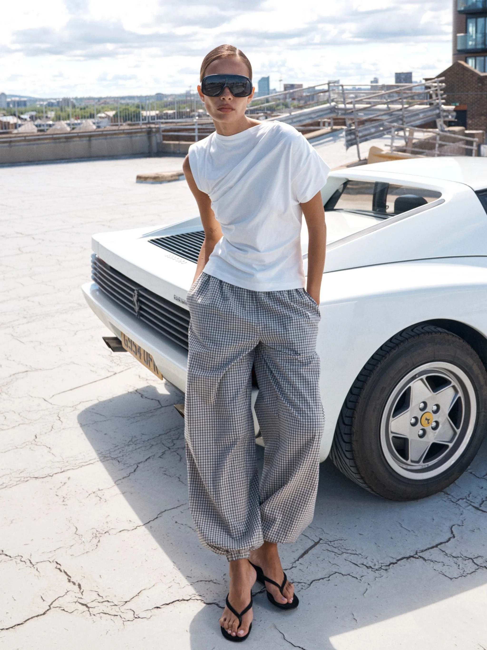 CHECKED BALLOON TROUSERS - OFF WHITE / BLACK | The Couture Club