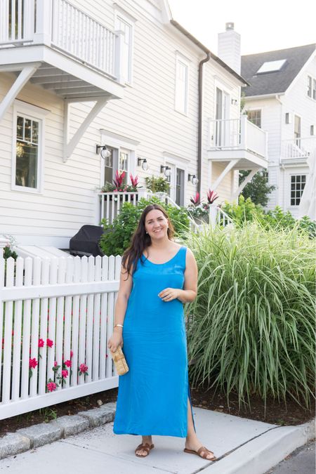 Dinner and Teal in Rowayton, Connecticut!

Wearing a Large in this J. Crew Dress (runs a little big), Brown Hermes Oran Sandals, and my favorite J. Crew Rattan clutch. The clutch is long sold out, but I've linked a similar style from Pamela Munson. Perfect for a warm New England date night. 

#jcrew #injcrew #jcrewstyle #summerstyle #summervibes #summerfashion #size12style #newenglandliving #newenglandblogger #newenglandstyle #styleblogger #midsizestyle #midsizefashion #midsizeblogger #midsize #rowayton #parisianstyle #parisianchic 

#LTKunder100 #LTKcurves #LTKstyletip