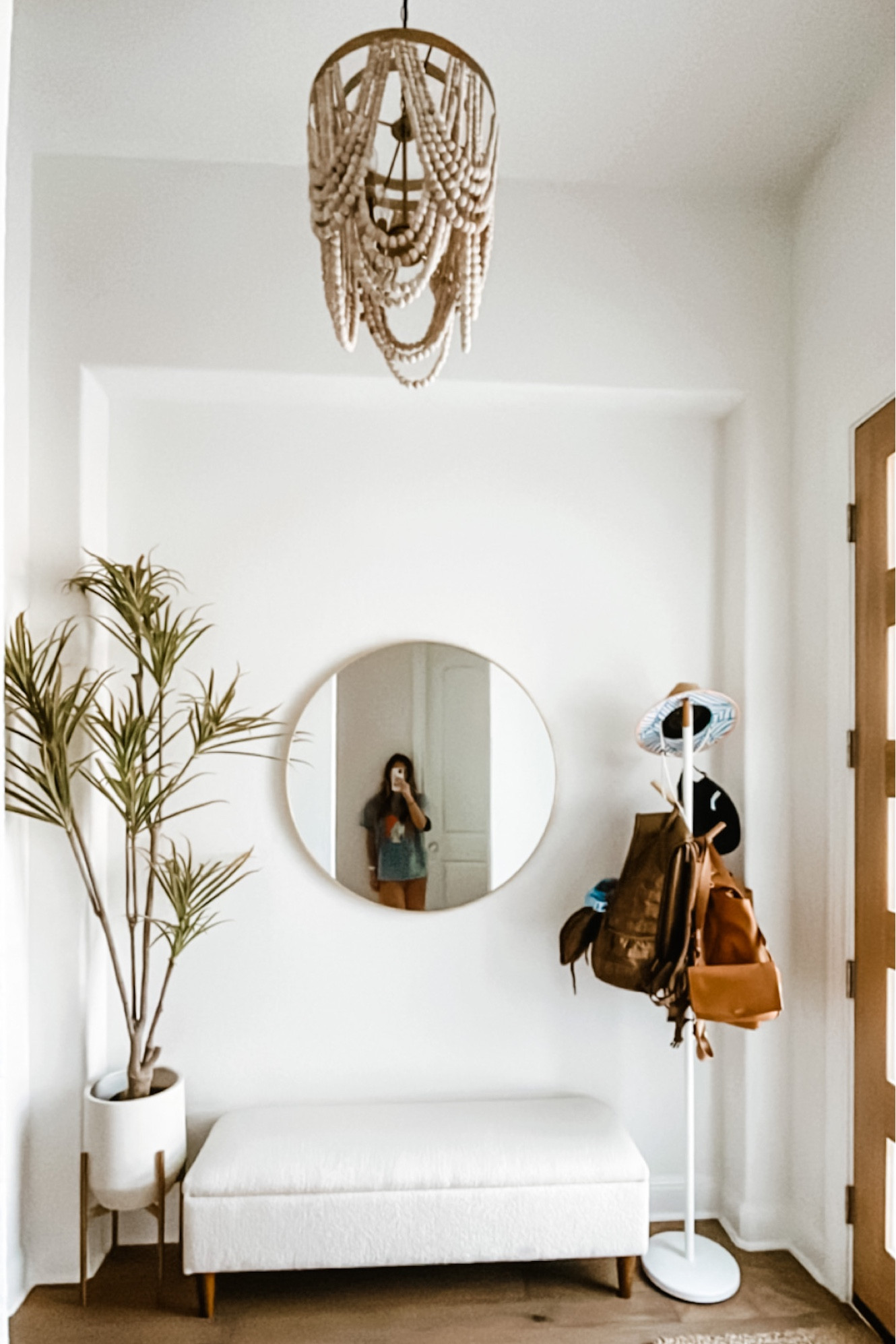 Entryway decor 

#LTKhome #LTKsalealert #LTKstyletip