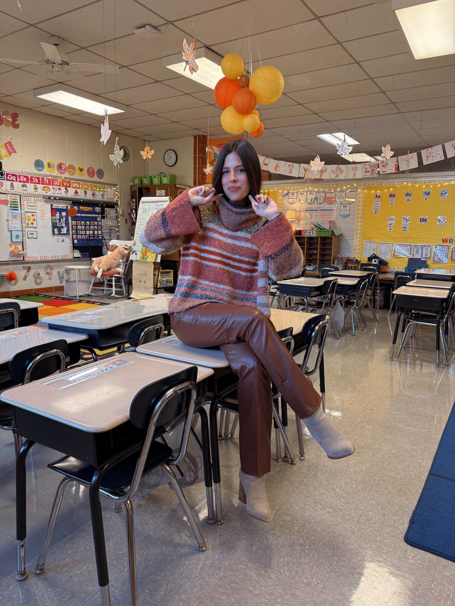 Comfy and cozy casual teacher outfit!! The sweater and pants are sold out so I linked similar ones to create the same kind of outfit.

#LTKWorkwear #LTKSeasonal #LTKFindsUnder50