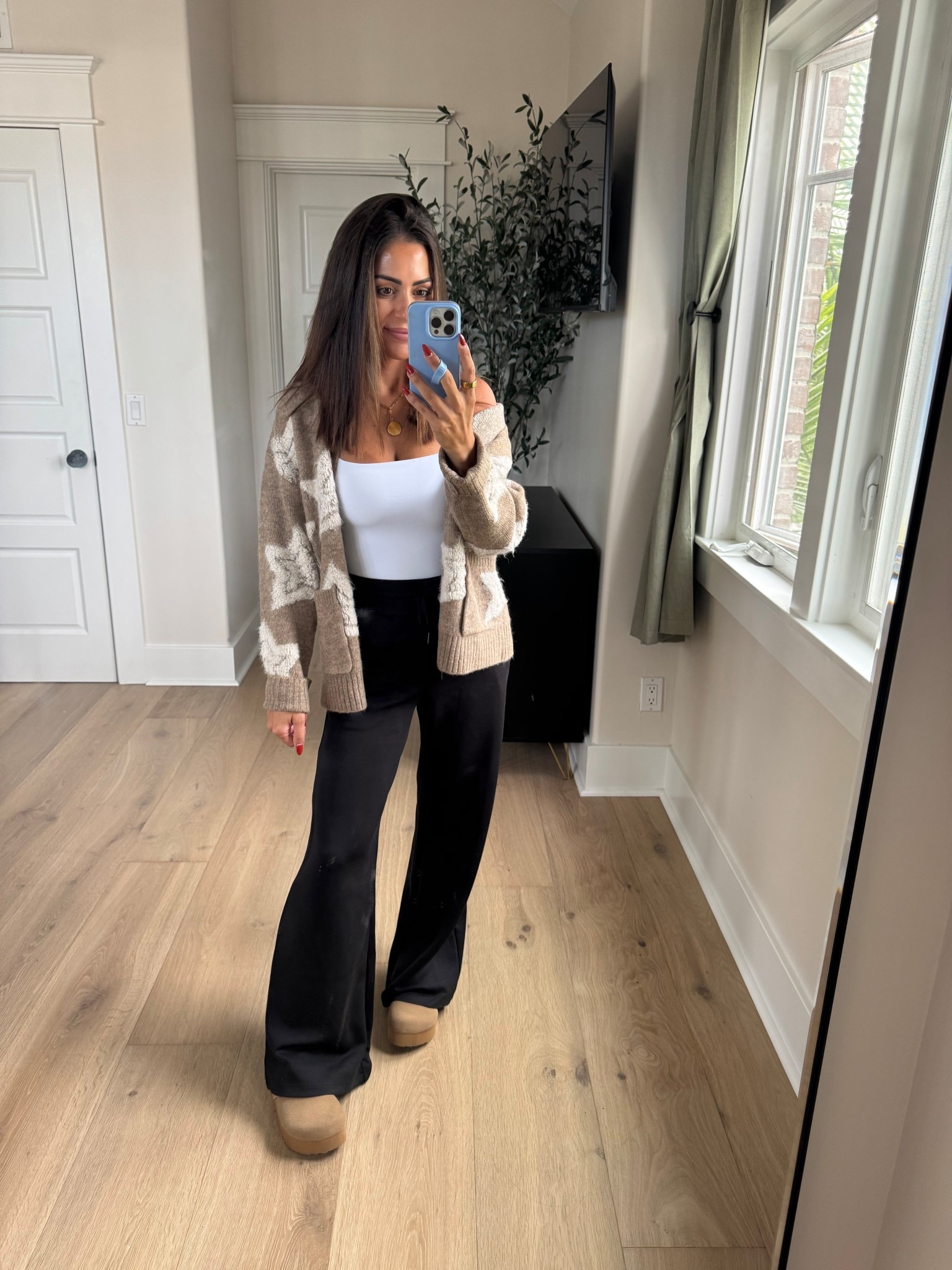 cute and cozy ootd! taking Madden to gabby’s dollhouse! size xs in pants (have them in pink too!) and a small on the cardigan!

#LTKFallSale #LTKFindsUnder50 #LTKTravel