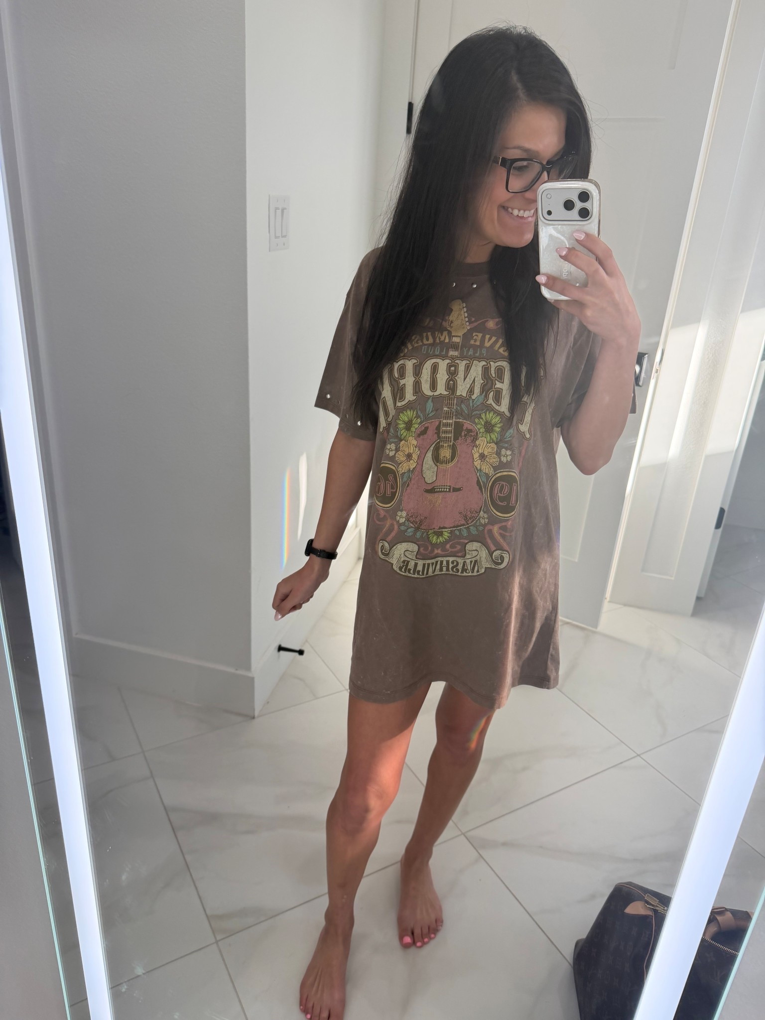 The cutest Fender shirt dress from Target — concert ready 🎸✨

This Fender shirt dress from Target is the perfect country concert outfit. Easy, comfortable, and so cute — just throw it on and go.

Paired it with boots and a cowboy hat for that effortless western vibe that’s perfect for concerts, rodeos, festivals, or summer nights out.

#LTKstyle #LTKfinds #TargetStyle #FenderStyle #ConcertOutfit #CountryConcert #WesternStyle #CowgirlStyle #BootsOutfit #SummerOutfit #WomensFashion

#LTKootd #LTKFestival #LTKPetite