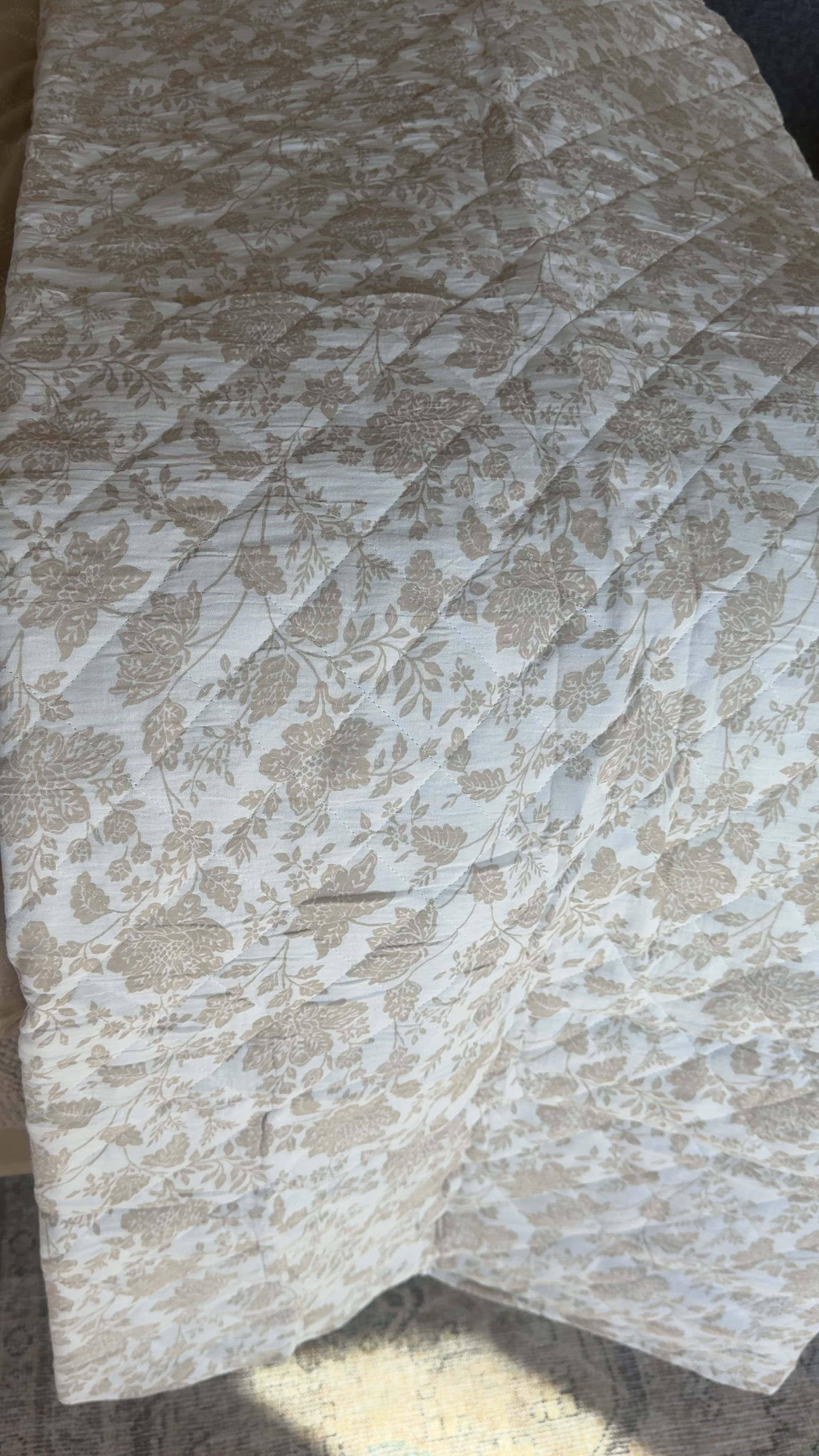 New Sam’s club Bedding in white and beige 🤍🤍