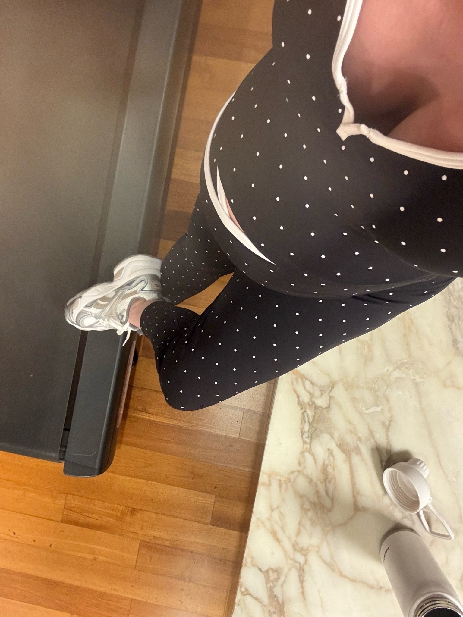Top L
Leggings XL
Aerie

#LTKBump #LTKWorkwear