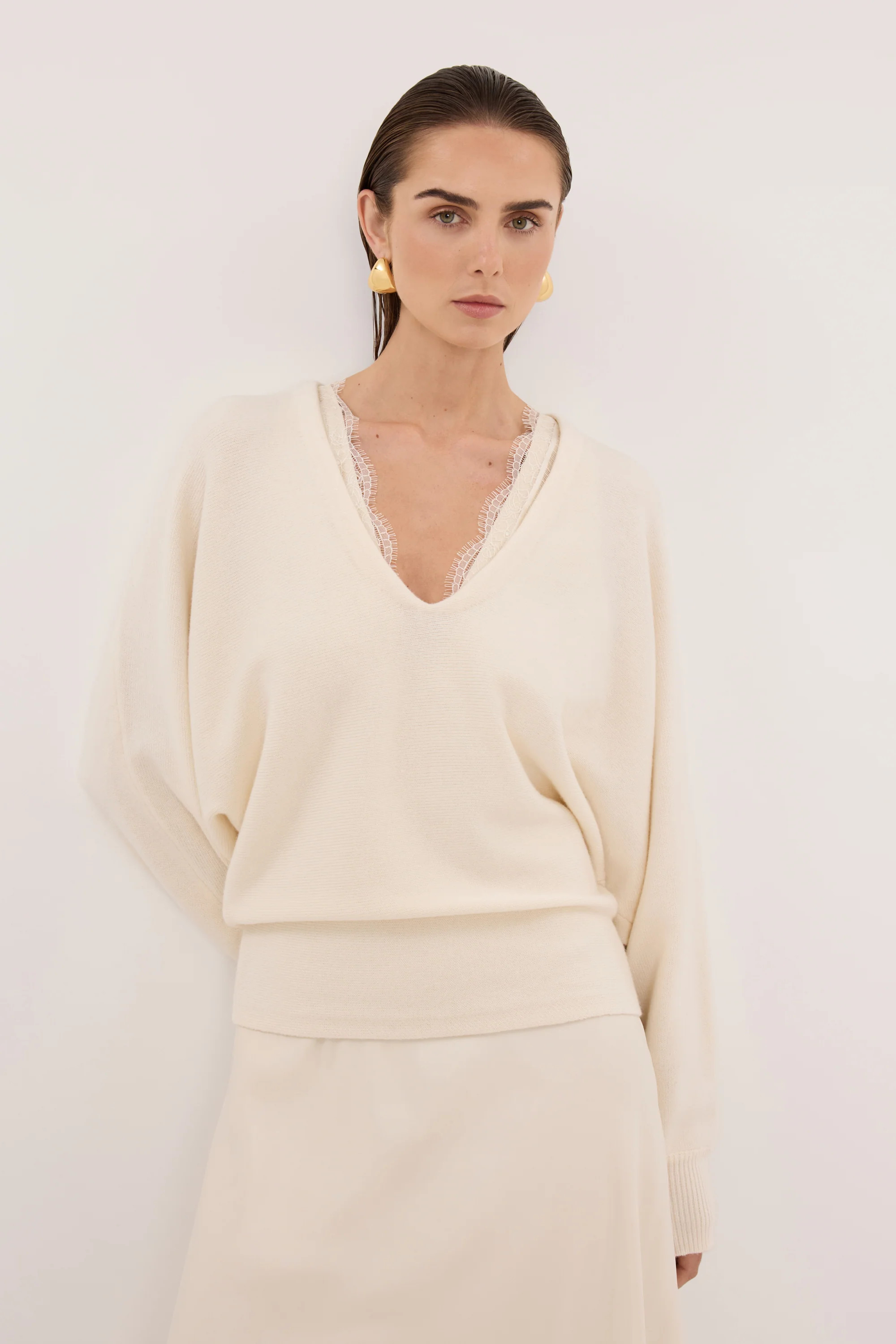 LUMI CREAM V NECK MERINO KNIT JUMPER | DISSH