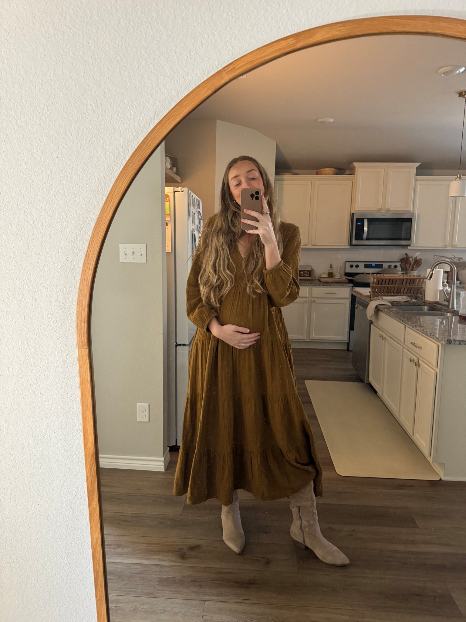 dressing the bump
at 21 weeks



#LTKMidsize #LTKStyleTip #LTKBaby