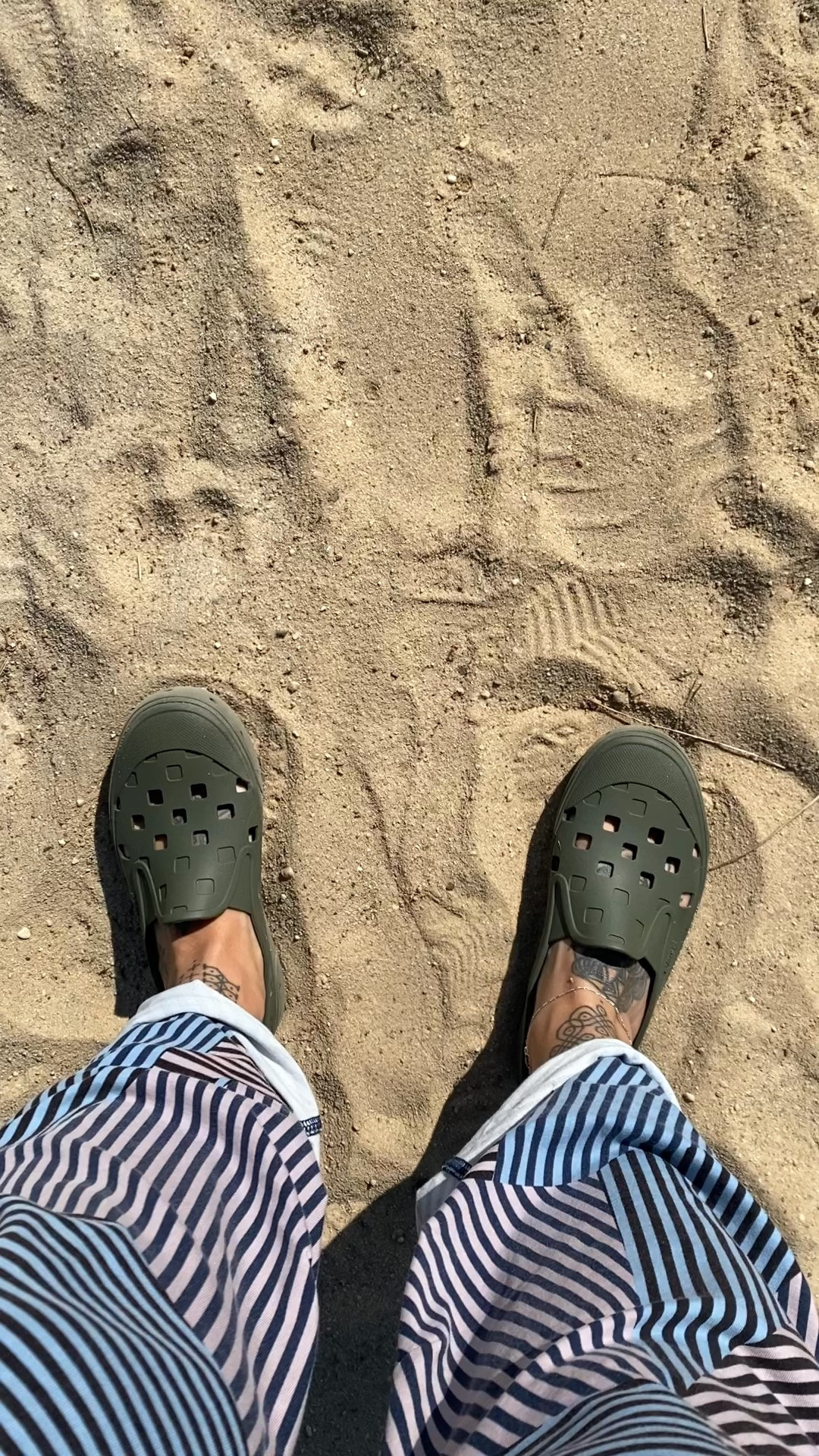 🌊VANS Slip-on Mule Trk Shoe [true to size] SALE 20% OFF | 🌞 FREE PEOPLE Hot Shot Printed Onesie [runs large, order one size down] 🏷️


#LTKsalealert #LTKshoecrush #LTKunder100