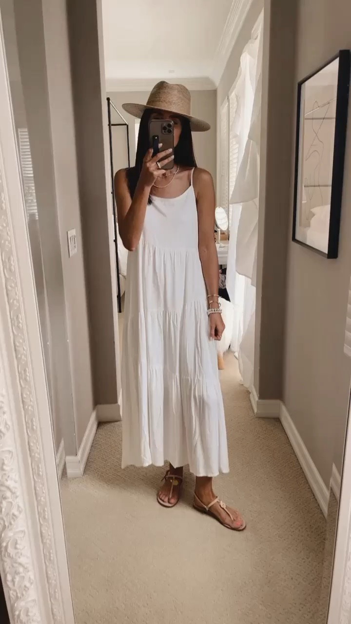 I love this maxi dress from Amazon especially because it has lining and it's available in multiple colors. I'm just shy of 5-7" wearing a size small #StylinByAylin #Aylin

#LTKVideo #LTKStyleTip #LTKSeasonal