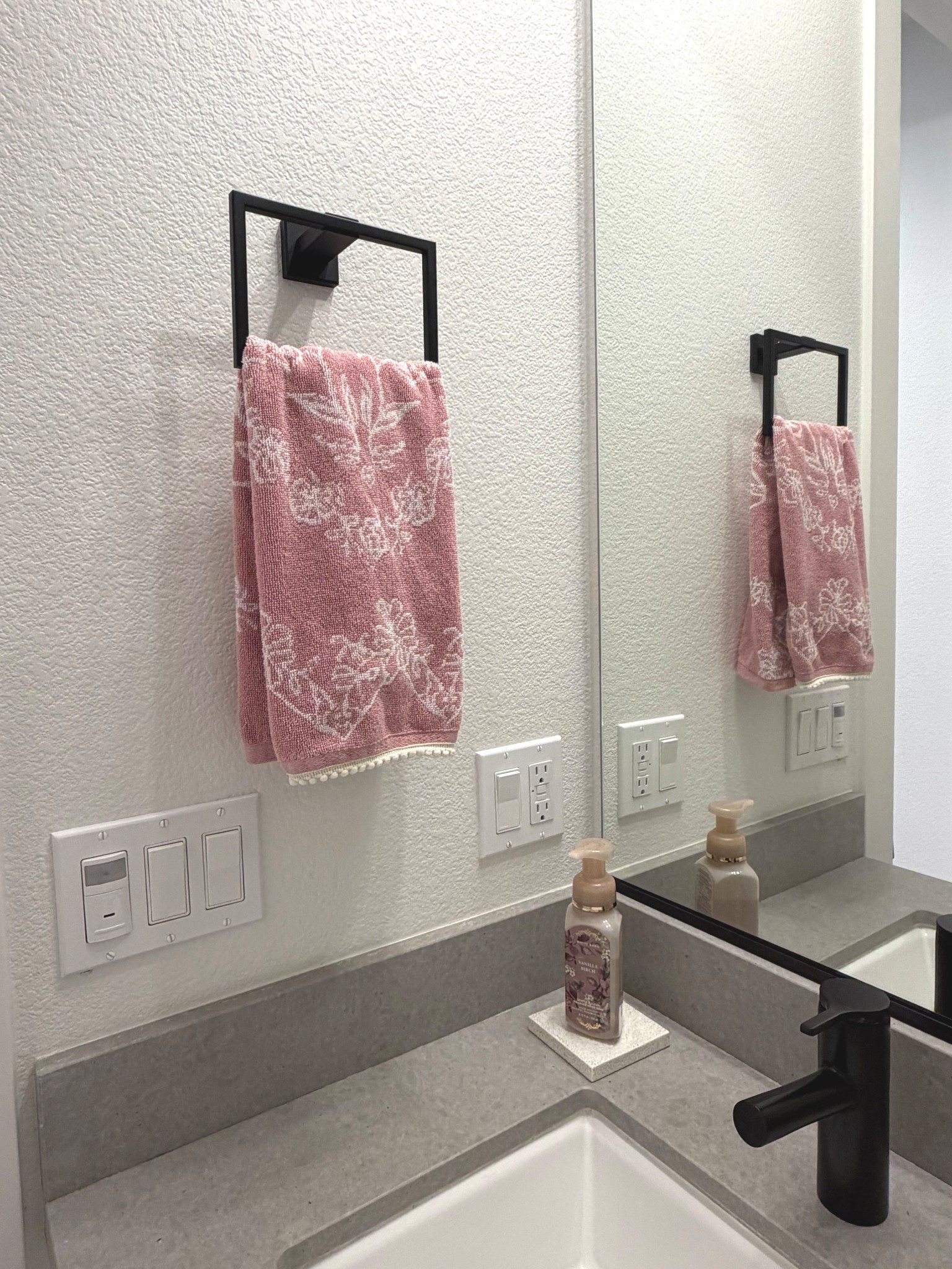 My fave pink hand towel and modern black towel holder! Love love love. 



#LTKSeasonal #LTKHome
