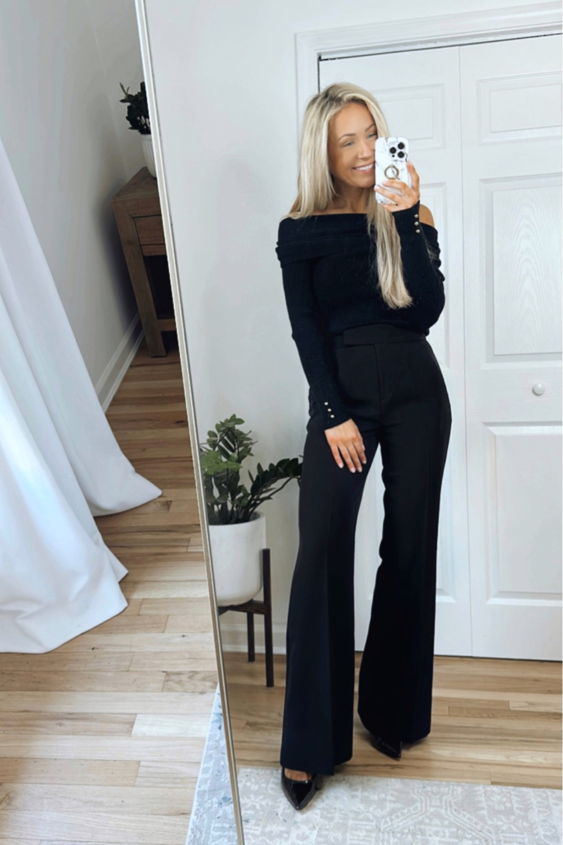 The perfect dinner outfit, holiday party outfit, or date night outfit! Use code “Nikki20” to save on the off the shoulder sweater!



#LTKstyletip