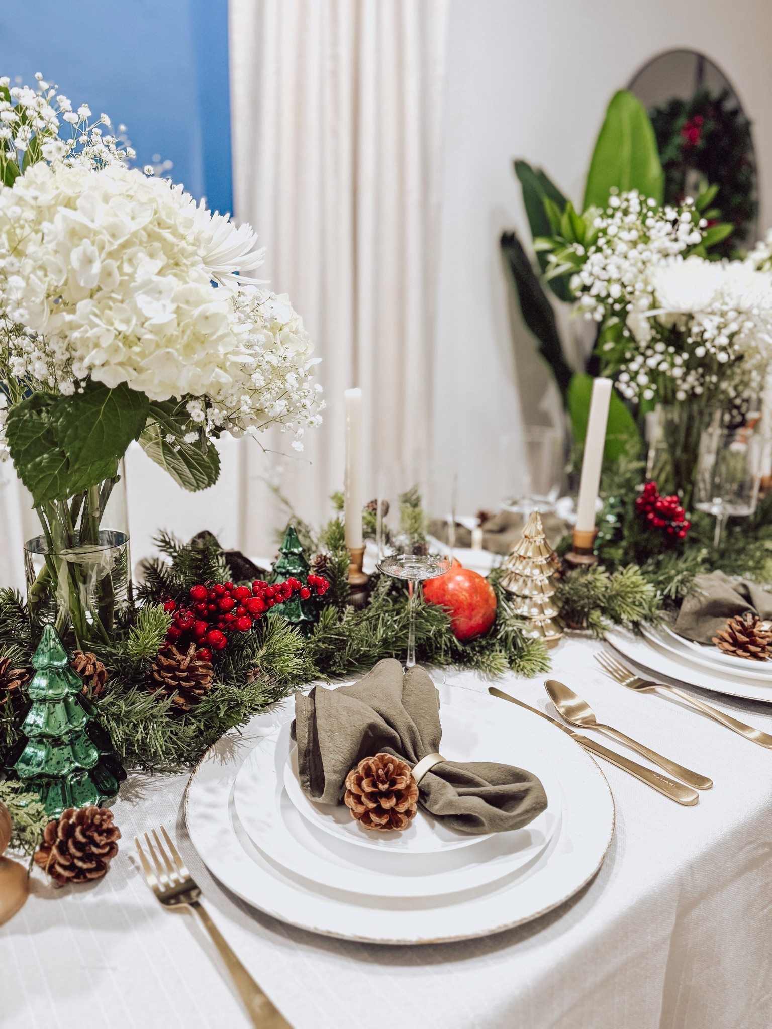 Christmas dinner tablescape.  Merry Christmas!🎄❤️✨

#LTKSeasonal #LTKFindsUnder50 #LTKHoliday
