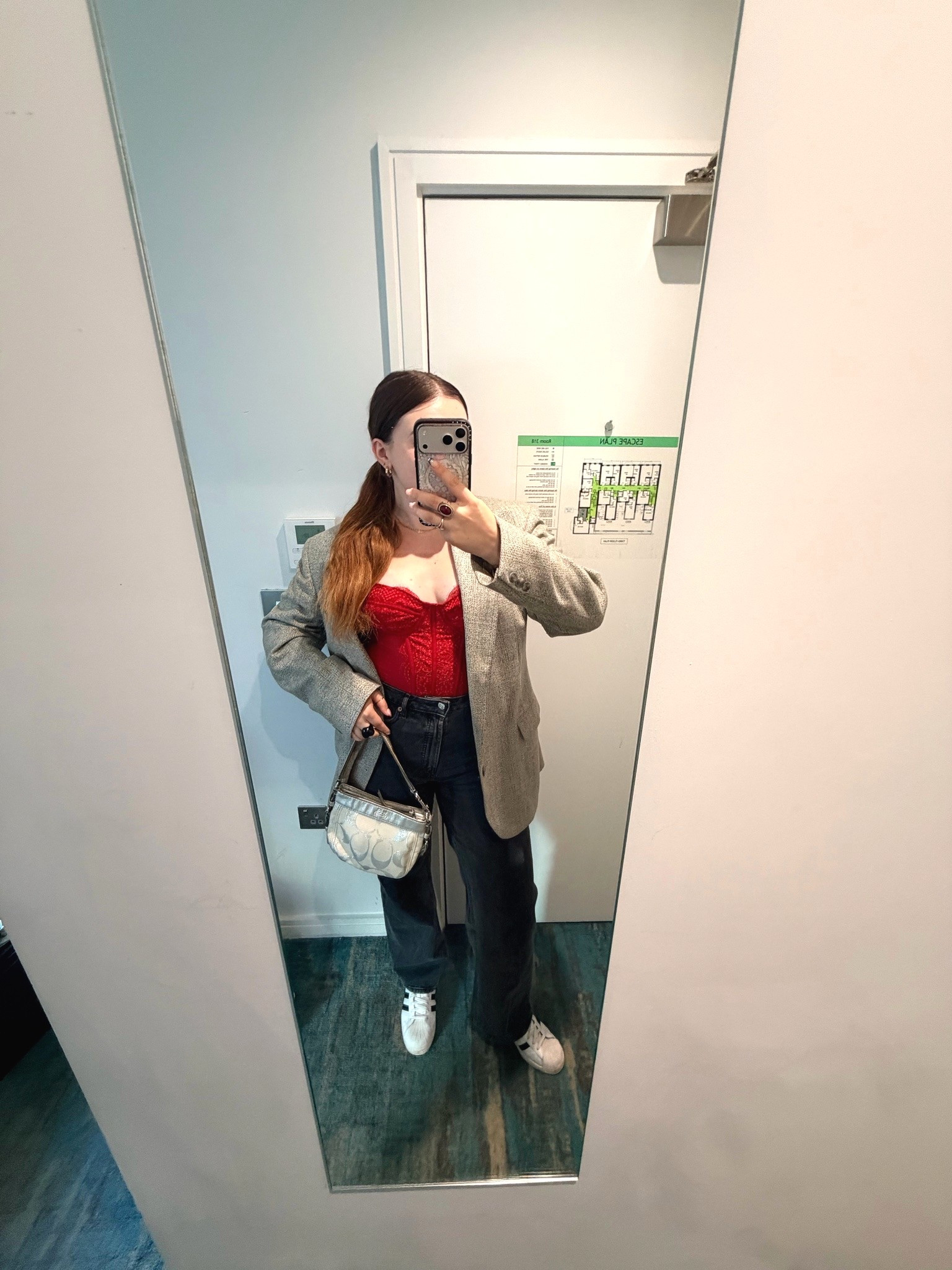 Went on a pub crawl history tour! Wanted to wear something a little cheeky 💓

#LTKootd #LTKMidsize #LTKTravel