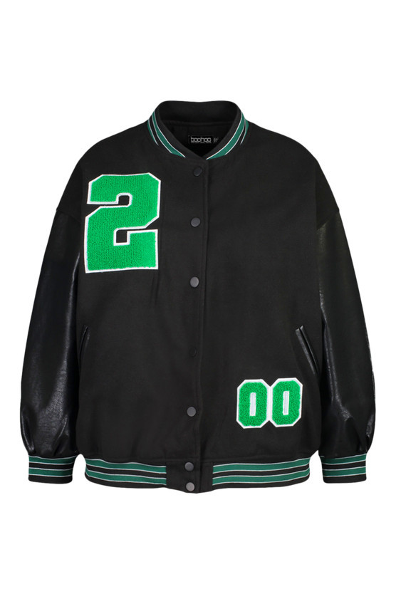 College-Jacke in Übergröße mit Ärmeln im Wetlook | Boohoo.com (DE)