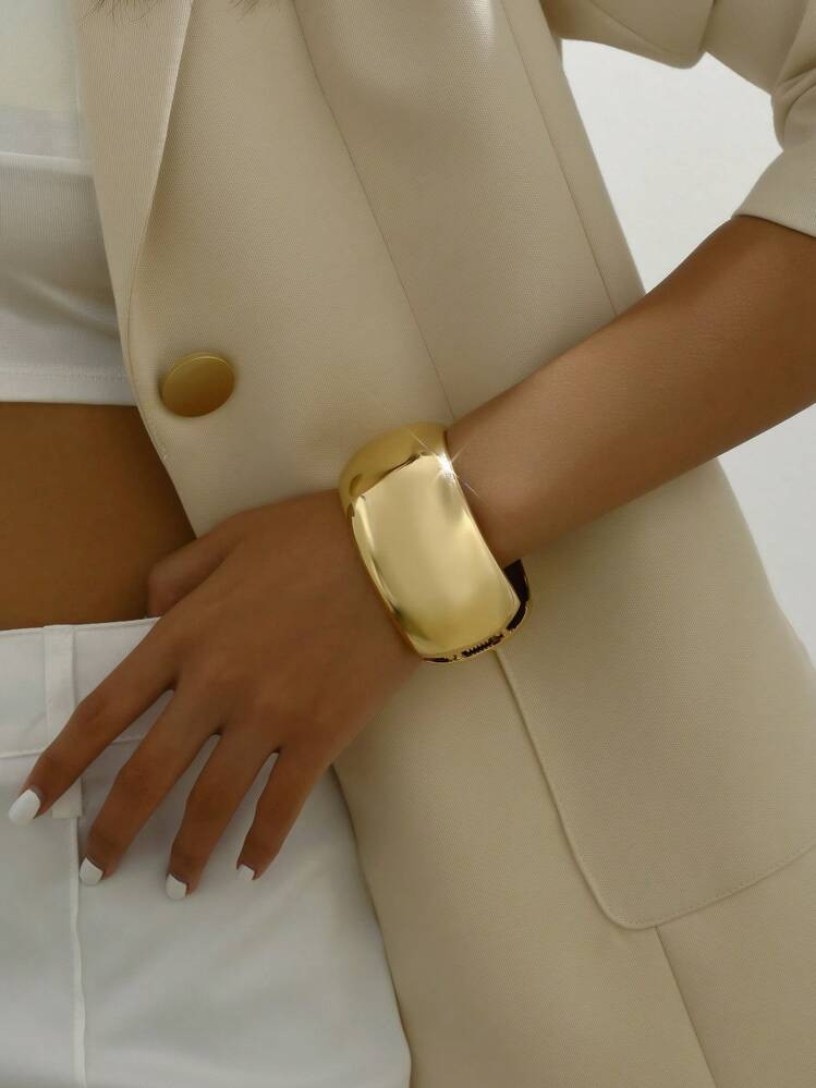 Exaggerated Round Shape | SHEIN