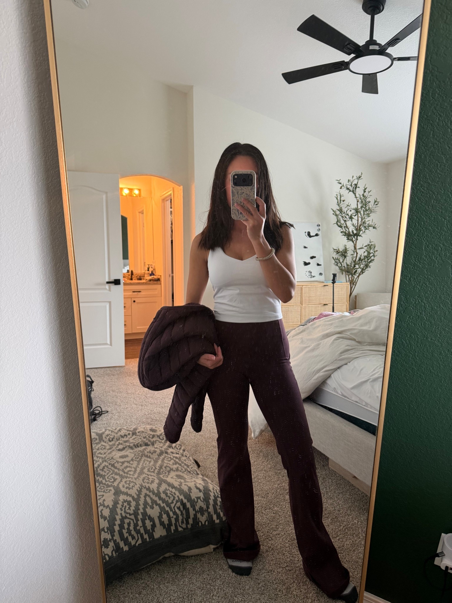 Fabletics outfit for working out to running errands or as a mom home with the kids 

#LTKfitnessgoals #LTKActive