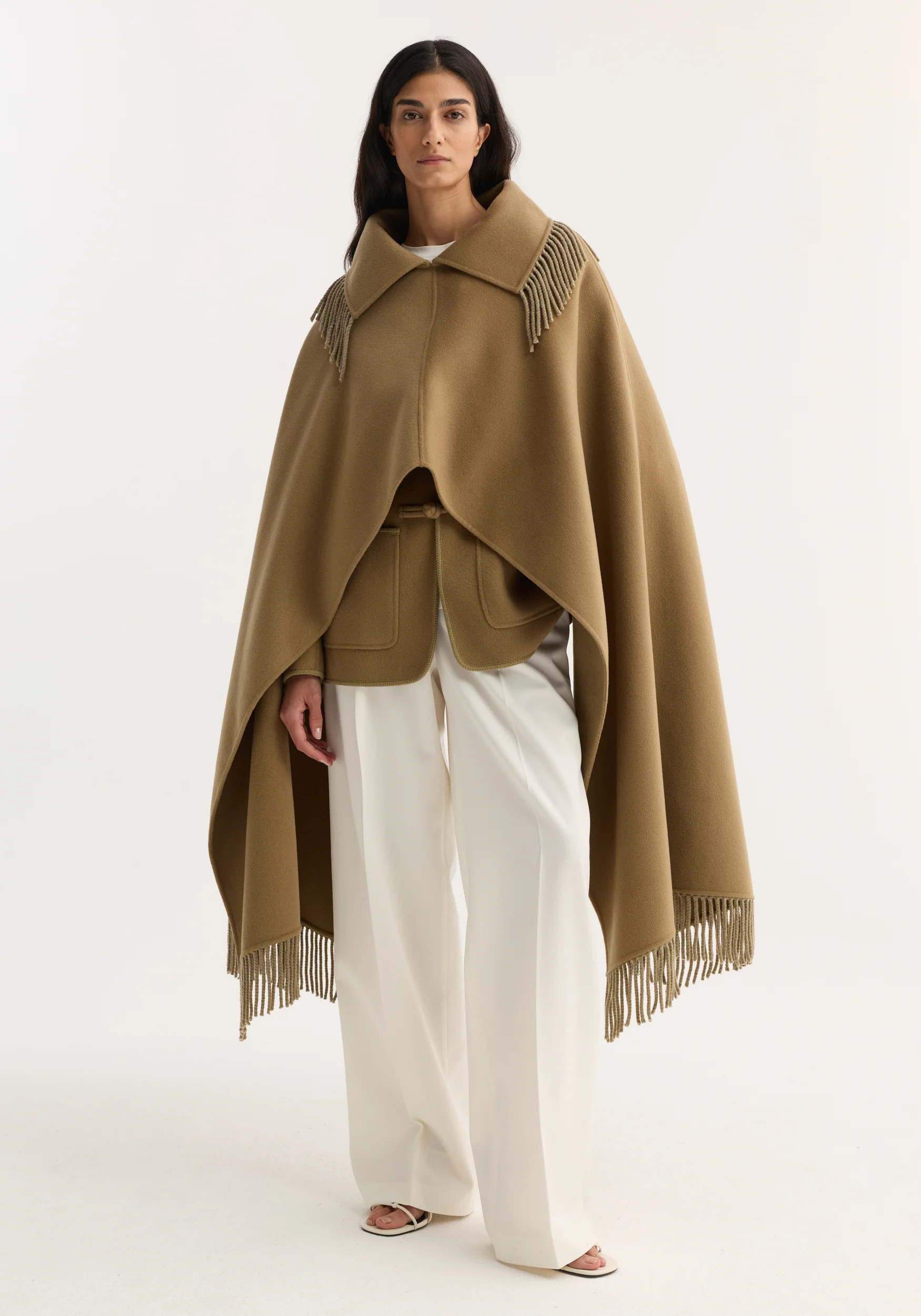 Fringe scarf poncho | camel | Rohe
