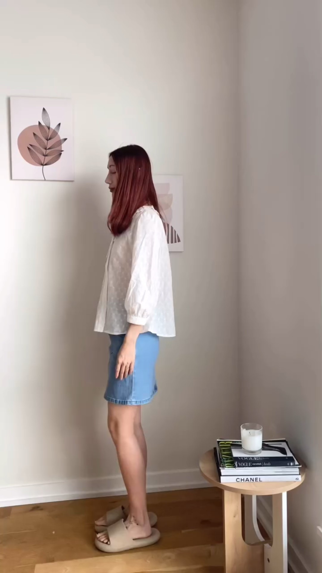 Preppy spring outfit idea 🌸
Blouse @simpleretro made of 100% cotton 
.
Mary Jane shoes @sezane 
.
.
#preppyoutfit #preppystyle #retrostyle #stylingreels #outfitreels #sezanelovers #simpleretro #minimalstyledaily