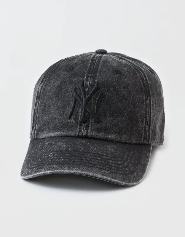 '47 Brand NY Yankees Snow Drift Clean Up Hat | American Eagle Outfitters (US & CA)