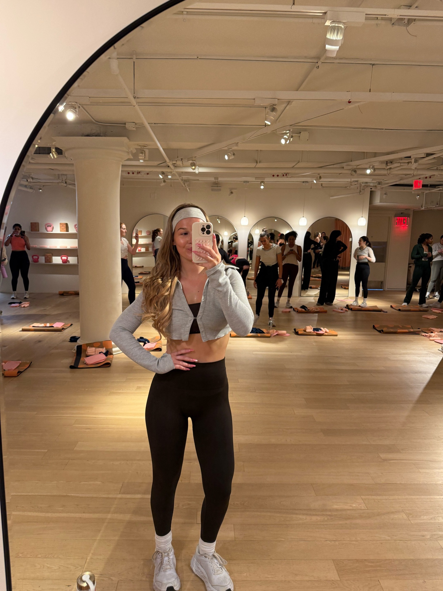 Workout OOTD 🧘🏼‍♀️🎧

#LTKTravel #LTKActive #LTKFindsUnder100