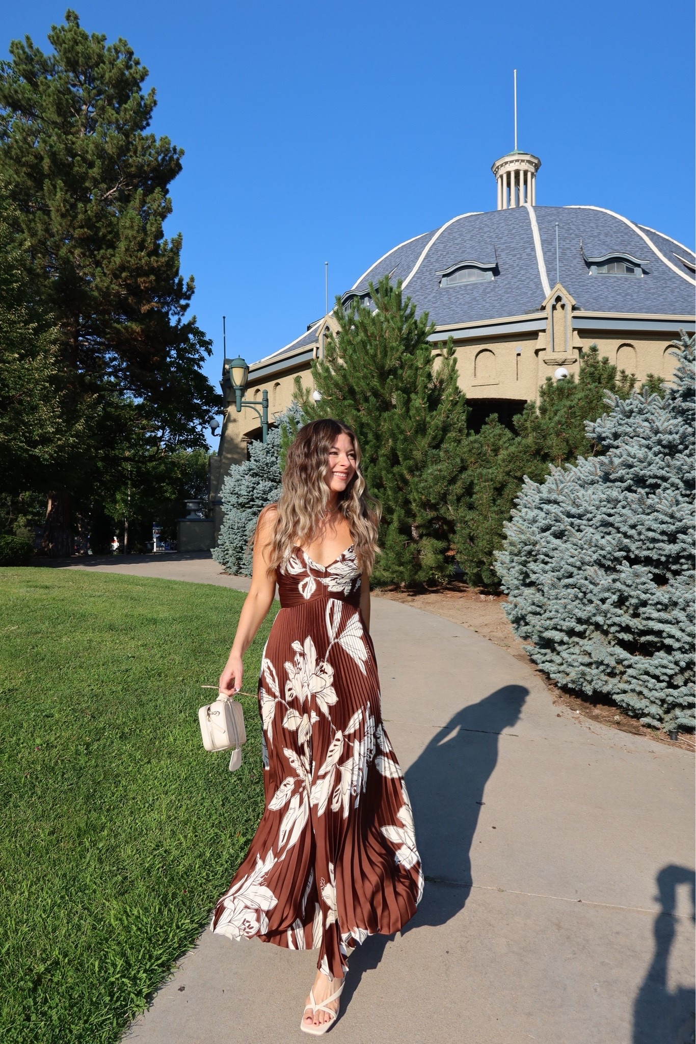 chocolate brown patterned summer to fall wedding guest dress 🤎

astr: emersonh15
revolve: tulip

I’m 5’4” & wearing my usual smalls/2
• brown leaf dress: xs

summer wedding guest dresses, wedding guest dresses, cocktail dresses, semi-formal dresses, black tie wedding guest dresses, destination wedding guest dresses, garden party dresses, wedding guest outfit ideas, fall colors, fall dress, resort wear

#LTKootd #LTKSeasonal #LTKWedding
