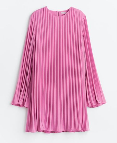 Pink pleated dress on sale for under $50

#LTKunder100 #LTKHoliday #LTKSeasonal