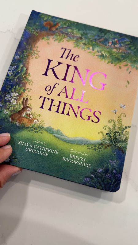 Beautiful board book the king of all things


#LTKkids #LTKhome #LTKbaby