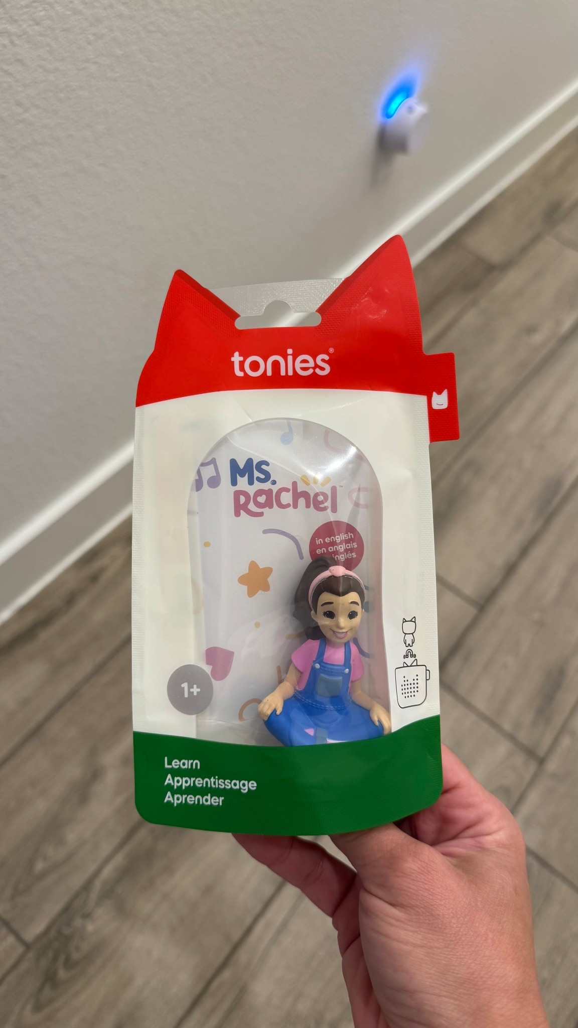 Mid. Rachel Toni's finally back in stock! 