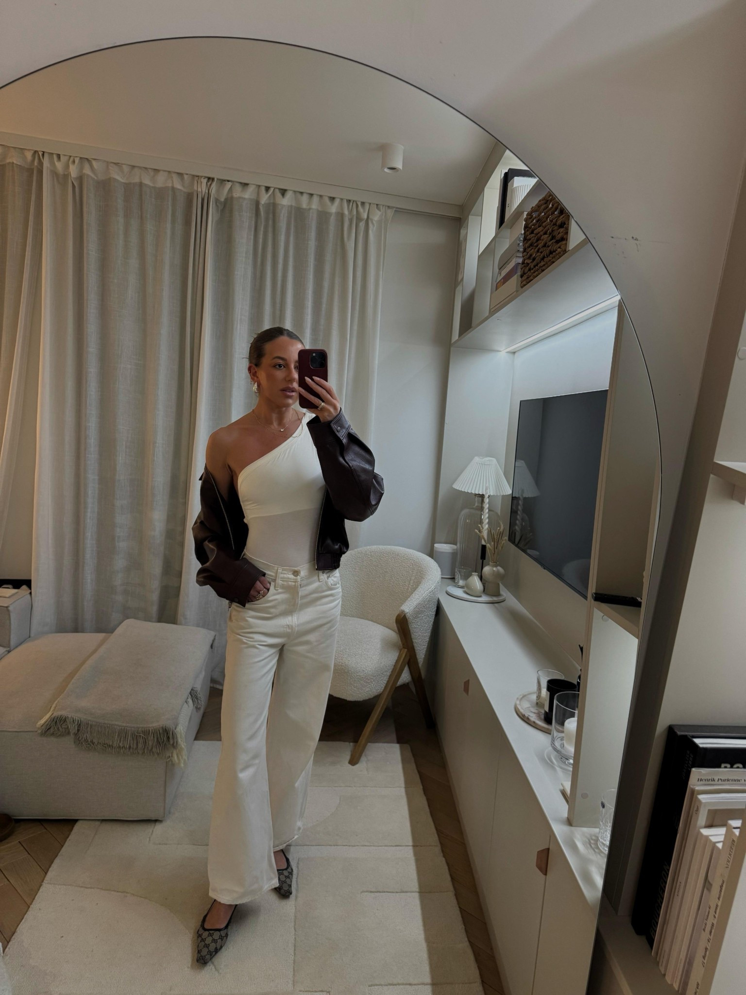 Source Unknown jacket | Agolde jeans | Gucci heels | Bottega earrings

Summer outfit, spring outfit, all white outfit, white denim, straight leg jeans, white jeans, leather jacket, one shoulder top, asymmetric top, slingback heels

#LTKsummer #LTKspring #LTKuk