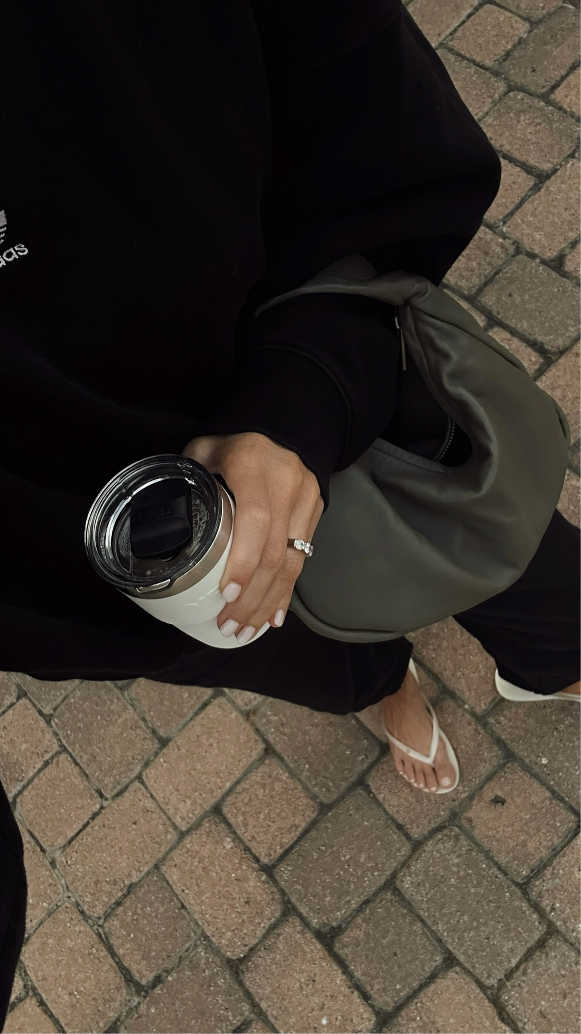 GROCERY RUN!
This bag is so beautiful and trending for fall! I'm just shy of 5-7" wearing the size small #StylinbyAylin #Aylin

#LTKStyleTip #LTKActive #LTKSeasonal