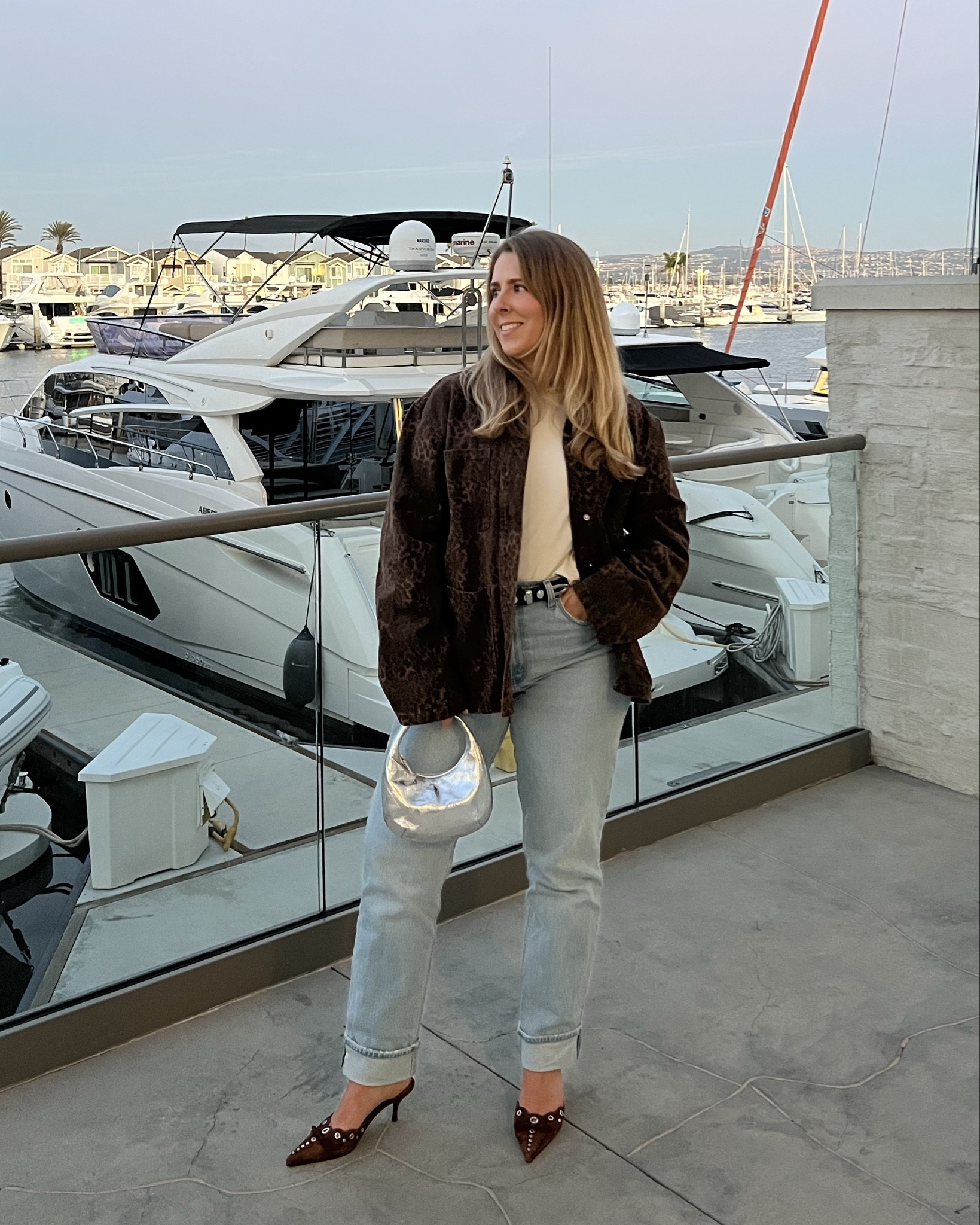 Fall happy hour

#LTKStyleTip #LTKShoeCrush