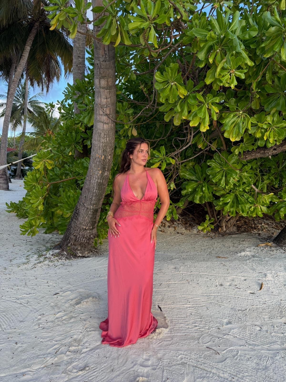 This resort dress is perfection 🪸

#LTKmidsize #LTKeurope #LTKkleider
