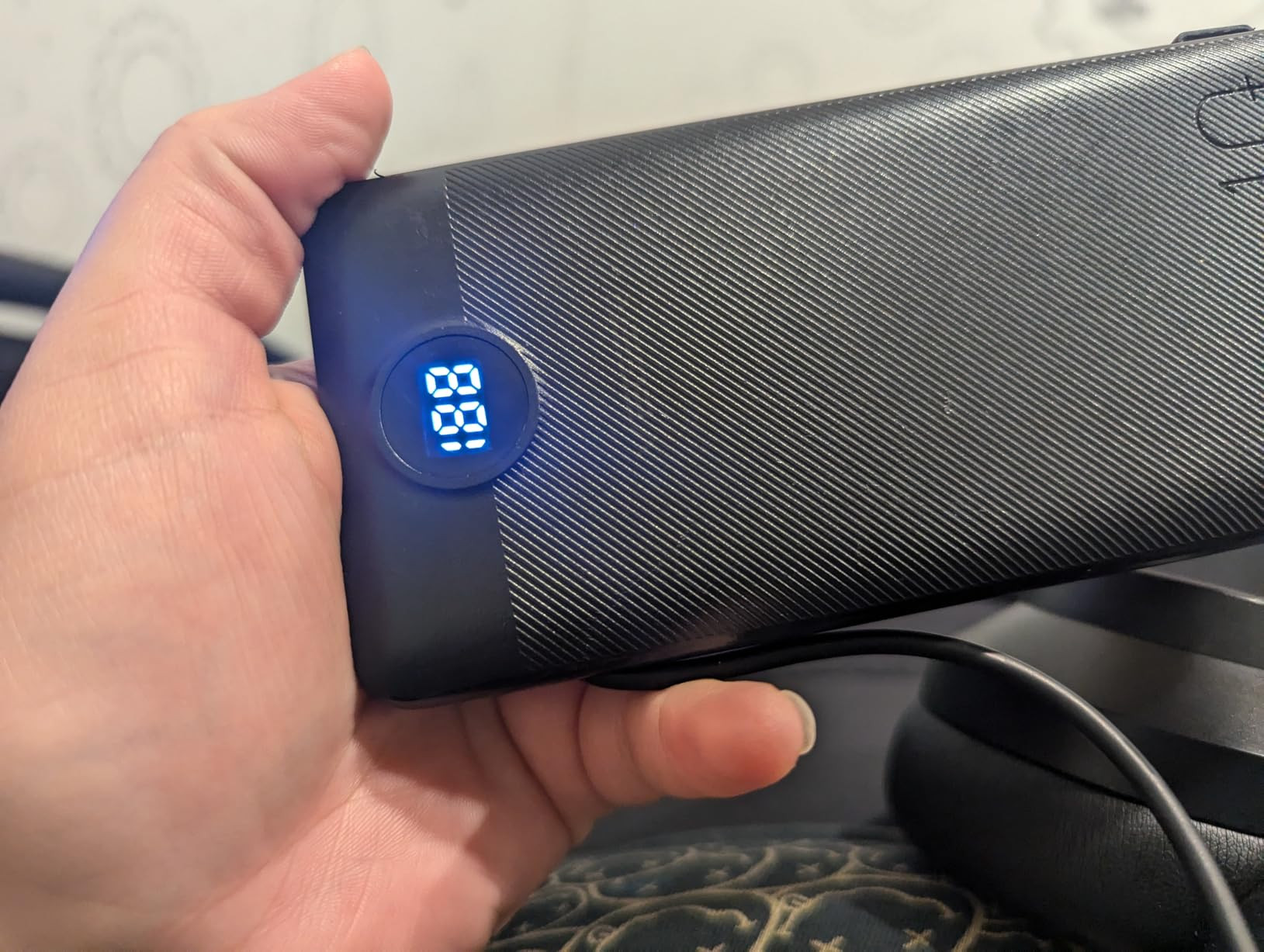 VEGER Portable Charger for iPhone Built in Cables and Wall Plug, 10000mah Slim Fast Charging USB ... | Amazon (US)