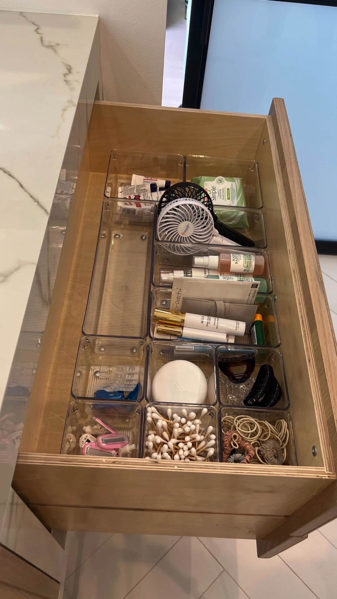 Deep drawers call for deep organizers. Make the most of your space. 👏🏼

Bathroom organization, bathroom storage, vanity storage, vanity organization 

#LTKhome