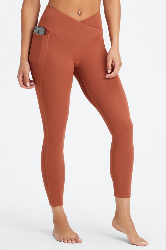 High-Waisted Oasis Crossover 7/8 Legging | Fabletics - North America