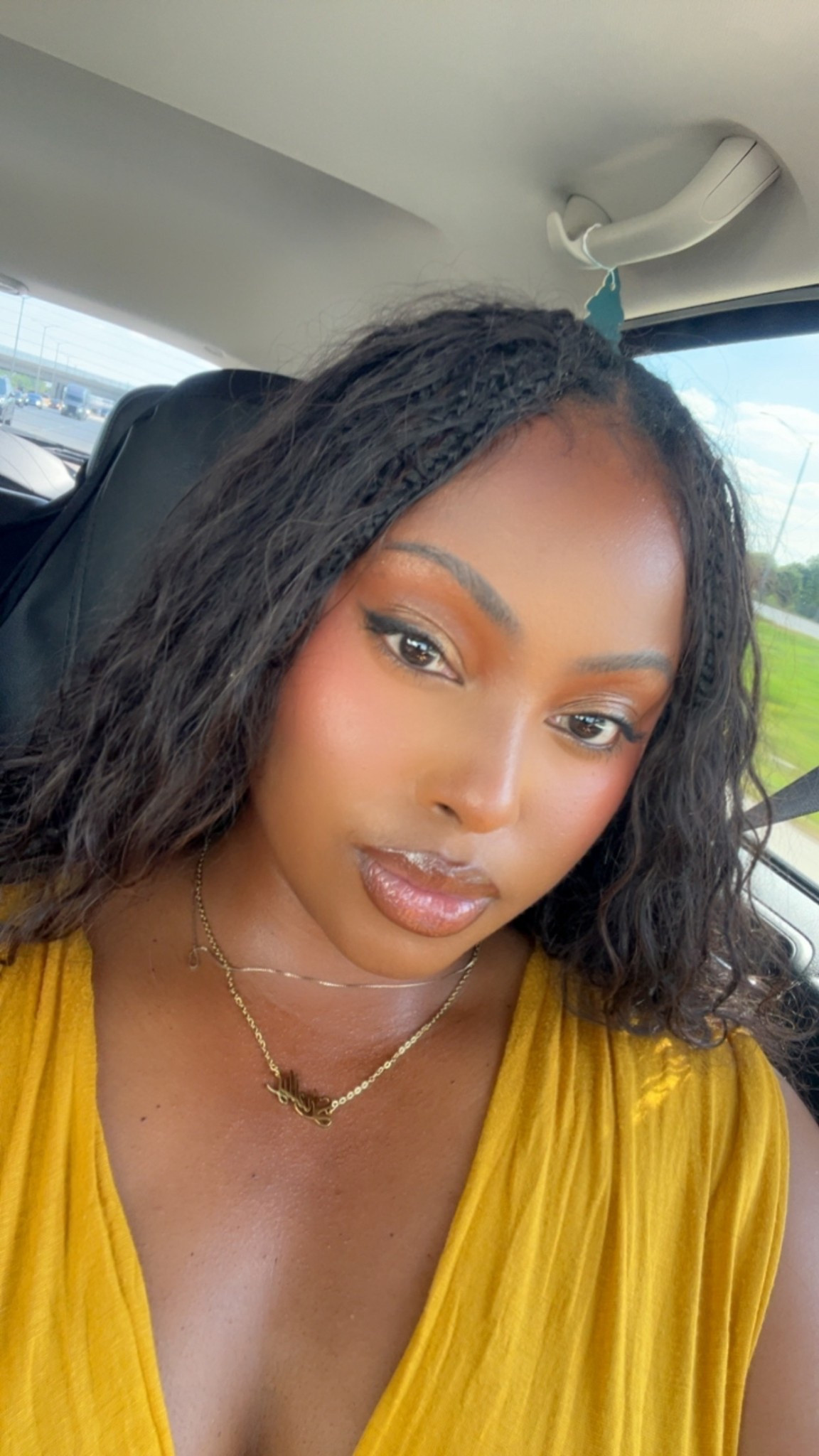 Makeup of the day! 💛

#LTKBeauty #LTKFindsUnder100 #LTKFindsUnder50